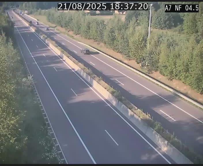 <h2>Caméra autoroute Luxembourg A7 - Passage à gibier Rëngelbour - direction Tunnel Grouft</h2>