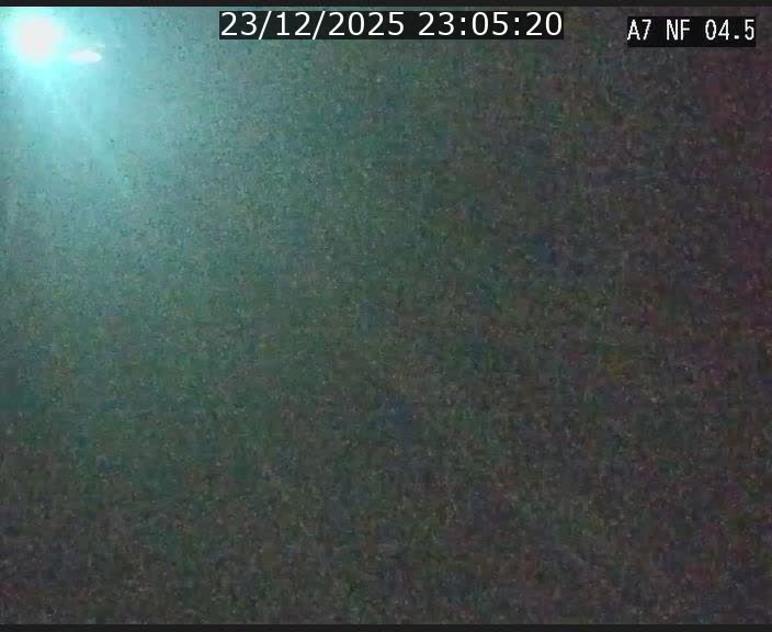 Caméra autoroute Luxembourg A7 - Passage à gibier Rëngelbour - direction Tunnel Grouft