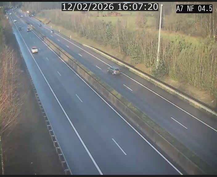 <h2>Caméra autoroute Luxembourg A7 - Passage à gibier Rëngelbour - direction Tunnel Grouft</h2>