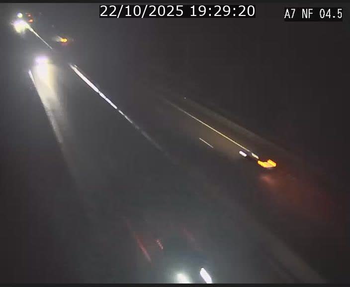 <h2>Caméra autoroute Luxembourg A7 - Passage à gibier Rëngelbour - direction Tunnel Grouft</h2>