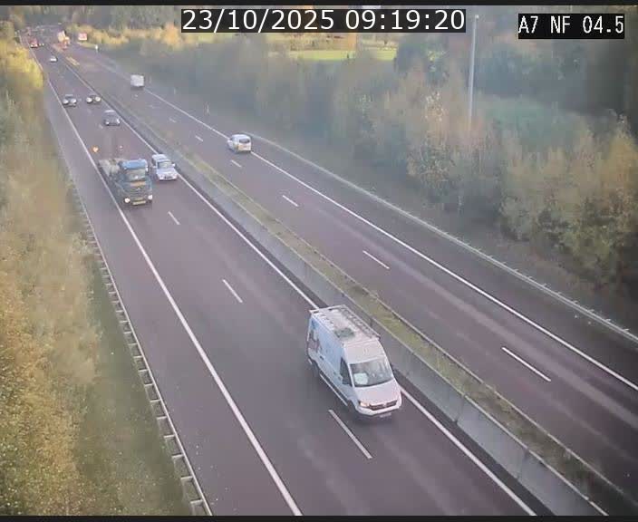 <h2>Caméra autoroute Luxembourg A7 - Passage à gibier Rëngelbour - direction Tunnel Grouft</h2>