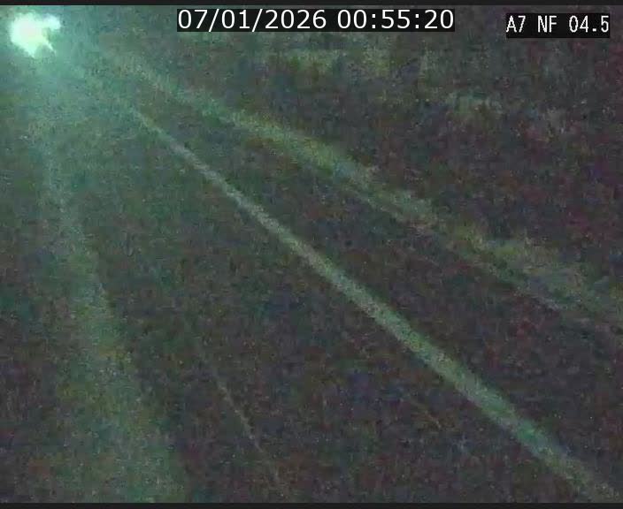 <h2>Caméra autoroute Luxembourg A7 - Passage à gibier Rëngelbour - direction Tunnel Grouft</h2>