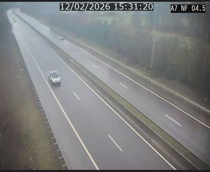 <h2>Caméra autoroute Luxembourg A7 - Passage à gibier Rëngelbour - direction Tunnel Grouft</h2>