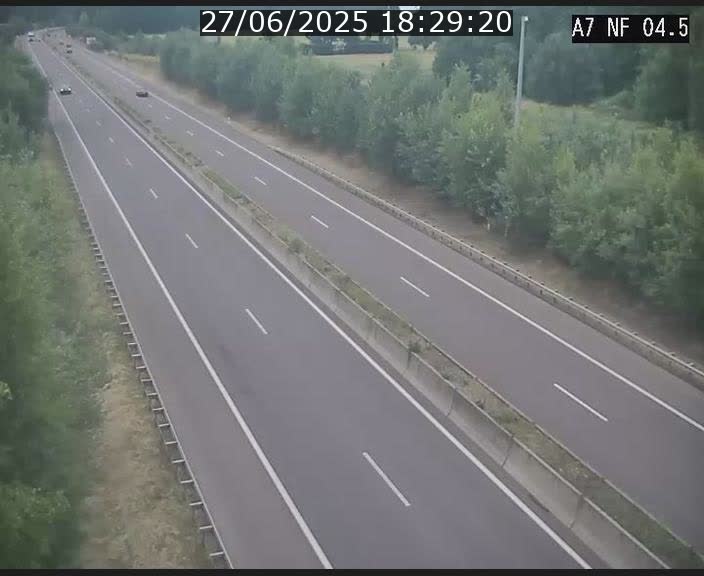 <h2>Caméra autoroute Luxembourg A7 - Passage à gibier Rëngelbour - direction Tunnel Grouft</h2>