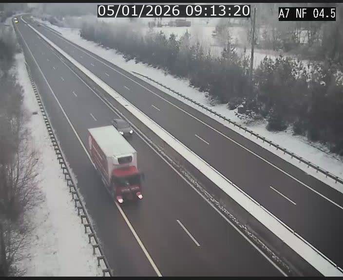 <h2>Caméra autoroute Luxembourg A7 - Passage à gibier Rëngelbour - direction Tunnel Grouft</h2>