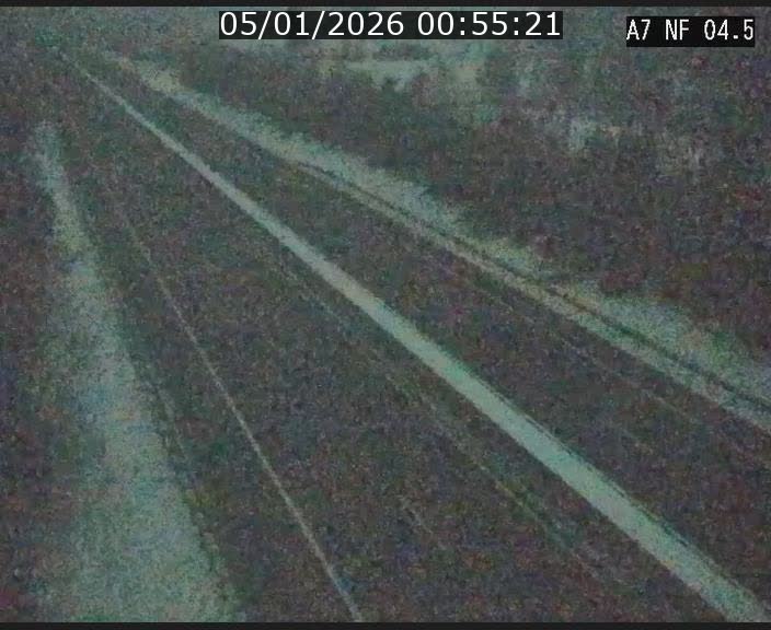 <h2>Caméra autoroute Luxembourg A7 - Passage à gibier Rëngelbour - direction Tunnel Grouft</h2>