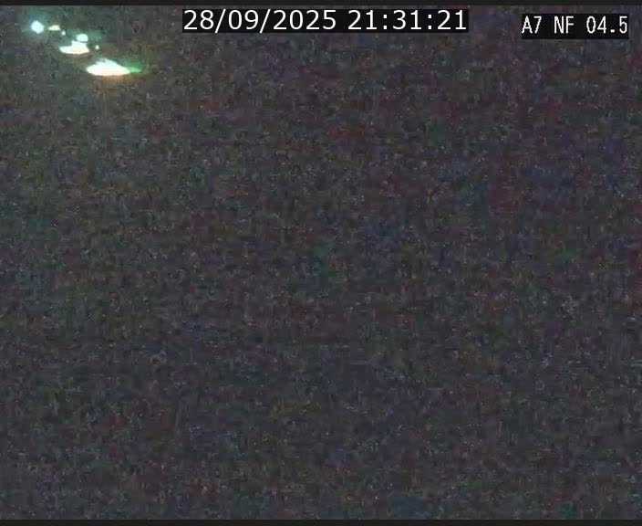 <h2>Caméra autoroute Luxembourg A7 - Passage à gibier Rëngelbour - direction Tunnel Grouft</h2>