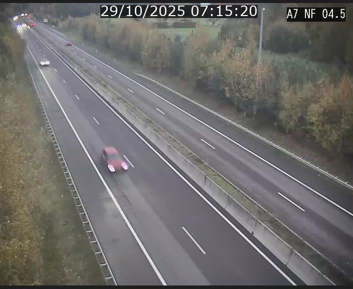 <h2>Caméra autoroute Luxembourg A7 - Passage à gibier Rëngelbour - direction Tunnel Grouft</h2>