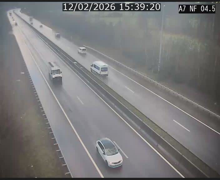 <h2>Caméra autoroute Luxembourg A7 - Passage à gibier Rëngelbour - direction Tunnel Grouft</h2>