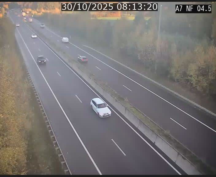 <h2>Caméra autoroute Luxembourg A7 - Passage à gibier Rëngelbour - direction Tunnel Grouft</h2>