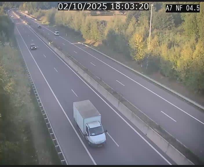 <h2>Caméra autoroute Luxembourg A7 - Passage à gibier Rëngelbour - direction Tunnel Grouft</h2>