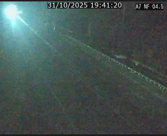 <h2>Caméra autoroute Luxembourg A7 - Passage à gibier Rëngelbour - direction Tunnel Grouft</h2>