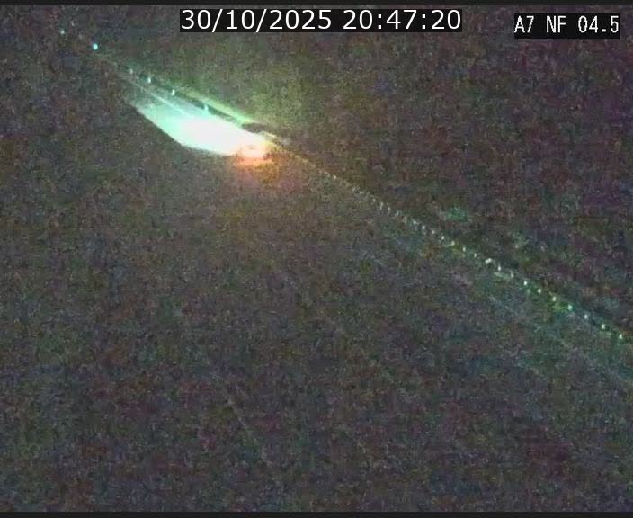 <h2>Caméra autoroute Luxembourg A7 - Passage à gibier Rëngelbour - direction Tunnel Grouft</h2>