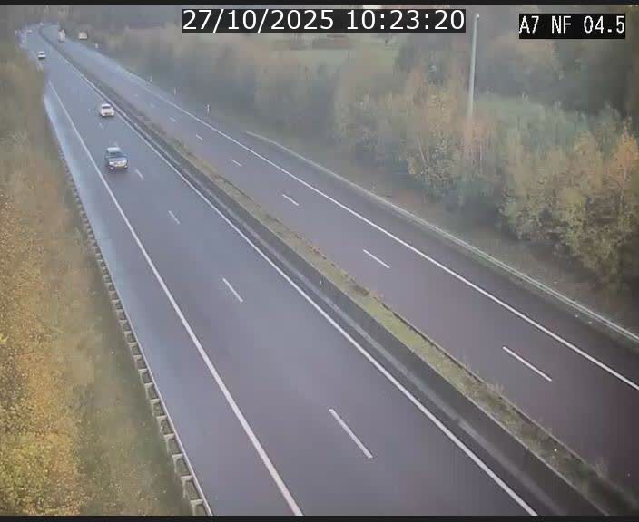 <h2>Caméra autoroute Luxembourg A7 - Passage à gibier Rëngelbour - direction Tunnel Grouft</h2>