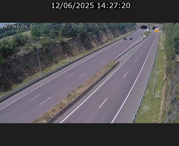 <h2>Caméra autoroute A7 Luxembourg - entrée sud du Tunnel Grouft - direction Lorentzweiler</h2>