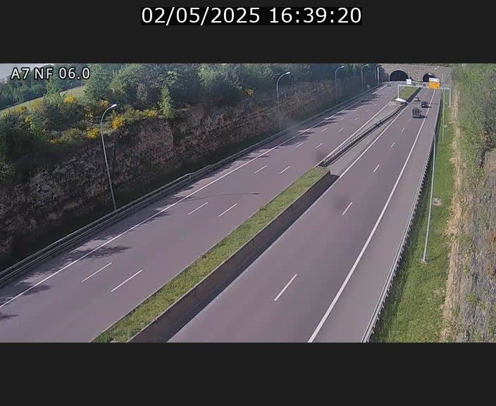 Caméra autoroute A7 Luxembourg - entrée sud du Tunnel Grouft - direction Lorentzweiler