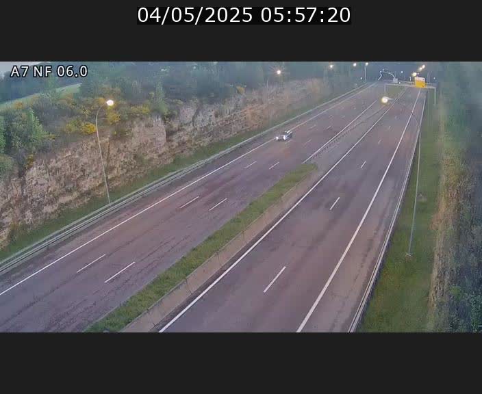 Caméra autoroute A7 Luxembourg - entrée sud du Tunnel Grouft - direction Lorentzweiler