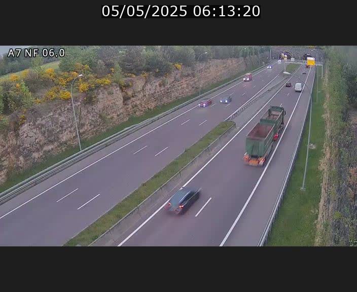 Caméra autoroute A7 Luxembourg - entrée sud du Tunnel Grouft - direction Lorentzweiler