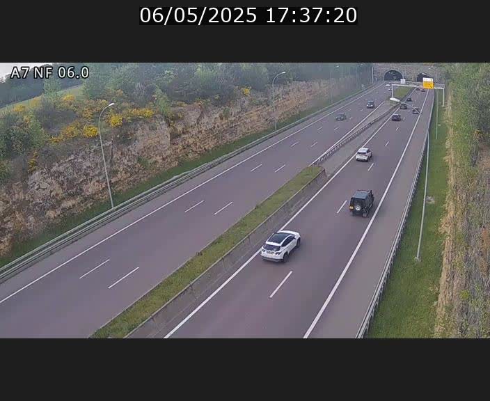 Caméra autoroute A7 Luxembourg - entrée sud du Tunnel Grouft - direction Lorentzweiler