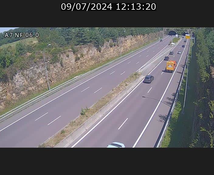 Caméra autoroute A7 Luxembourg - entrée sud du Tunnel Grouft - direction Lorentzweiler