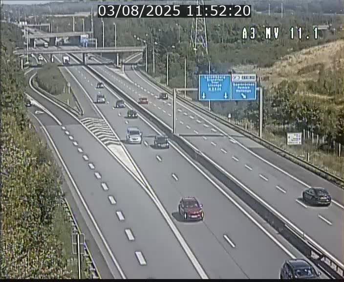 <h2>Traffic live webcam Luxembourg Croix de Bettembourg A3 - BK 11.1 - direction Luxembourg-ville</h2>