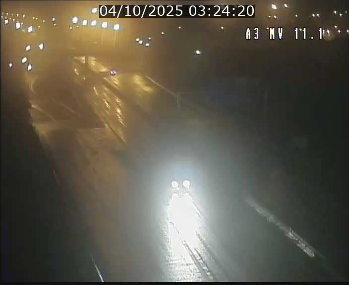 <h2>Traffic live webcam Luxembourg Croix de Bettembourg A3 - BK 11.1 - direction Luxembourg-ville</h2>