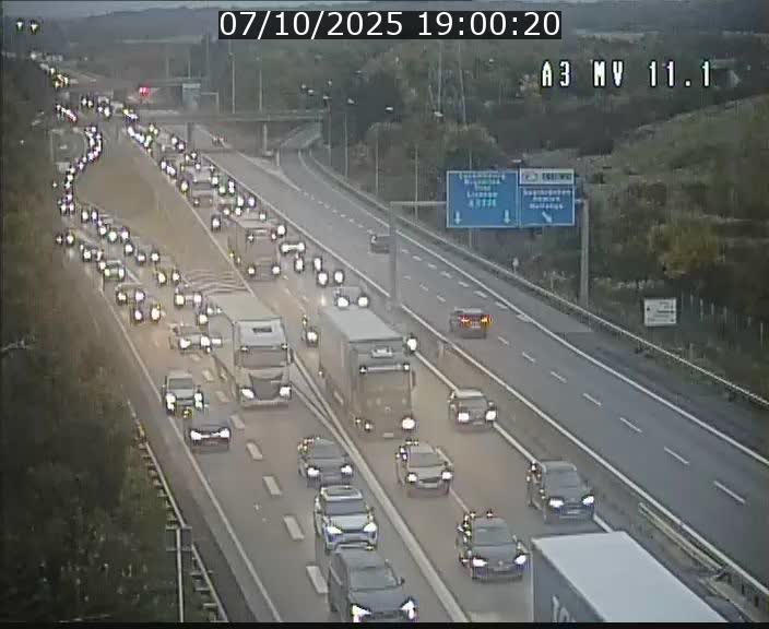 <h2>Traffic live webcam Luxembourg Croix de Bettembourg A3 - BK 11.1 - direction Luxembourg-ville</h2>