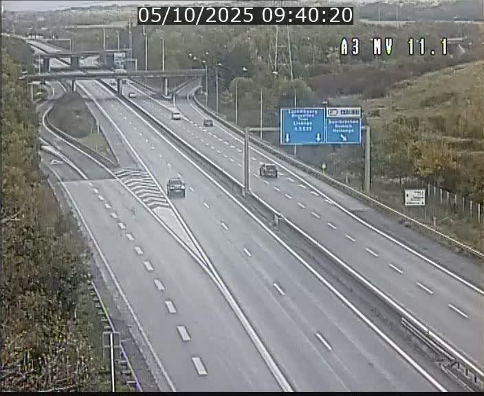 <h2>Traffic live webcam Luxembourg Croix de Bettembourg A3 - BK 11.1 - direction Luxembourg-ville</h2>