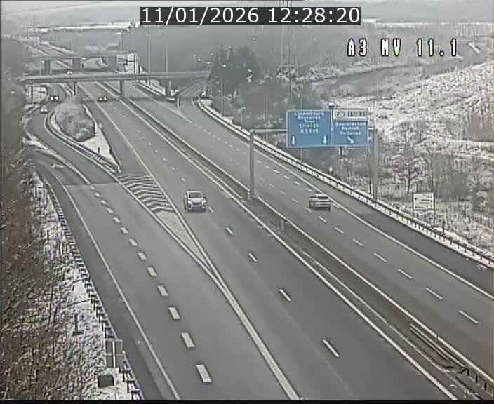 Traffic live webcam Luxembourg Croix de Bettembourg A3 - BK 11.1 - direction Luxembourg-ville