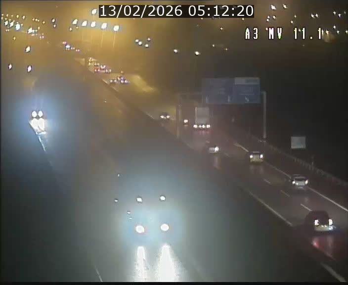 <h2>Traffic live webcam Luxembourg Croix de Bettembourg A3 - BK 11.1 - direction Luxembourg-ville</h2>