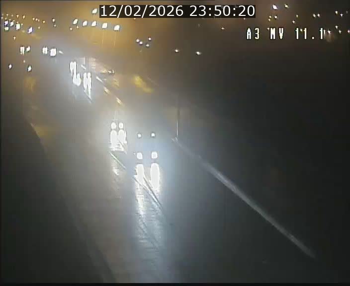 <h2>Traffic live webcam Luxembourg Croix de Bettembourg A3 - BK 11.1 - direction Luxembourg-ville</h2>