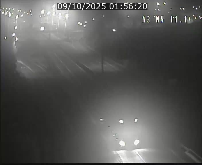 <h2>Traffic live webcam Luxembourg Croix de Bettembourg A3 - BK 11.1 - direction Luxembourg-ville</h2>