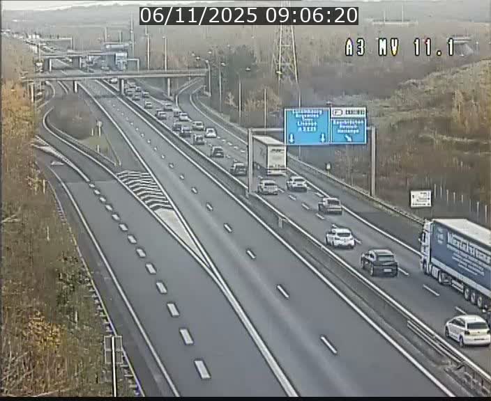 <h2>Traffic live webcam Luxembourg Croix de Bettembourg A3 - BK 11.1 - direction Luxembourg-ville</h2>
