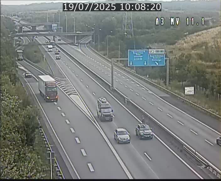 Traffic live webcam Luxembourg Croix de Bettembourg A3 - BK 11.1 - direction Luxembourg-ville