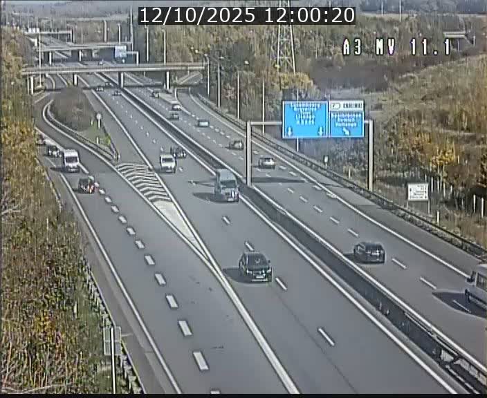 <h2>Traffic live webcam Luxembourg Croix de Bettembourg A3 - BK 11.1 - direction Luxembourg-ville</h2>