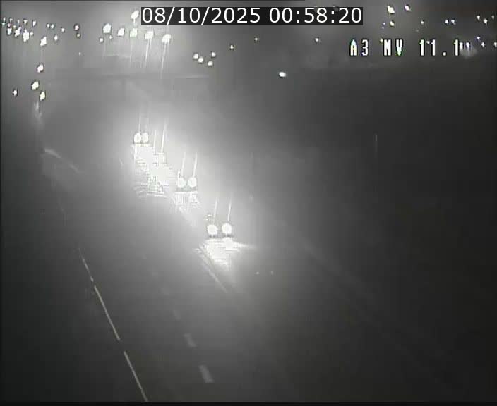 <h2>Traffic live webcam Luxembourg Croix de Bettembourg A3 - BK 11.1 - direction Luxembourg-ville</h2>