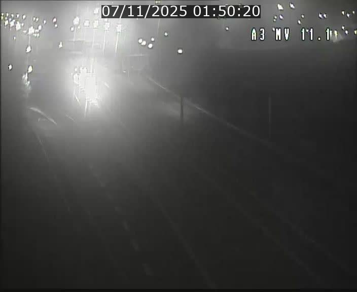 <h2>Traffic live webcam Luxembourg Croix de Bettembourg A3 - BK 11.1 - direction Luxembourg-ville</h2>