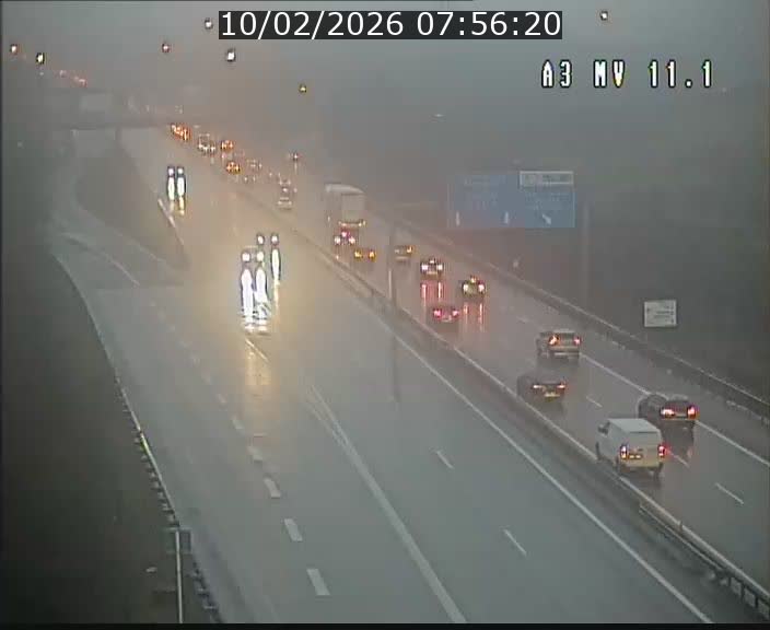<h2>Traffic live webcam Luxembourg Croix de Bettembourg A3 - BK 11.1 - direction Luxembourg-ville</h2>