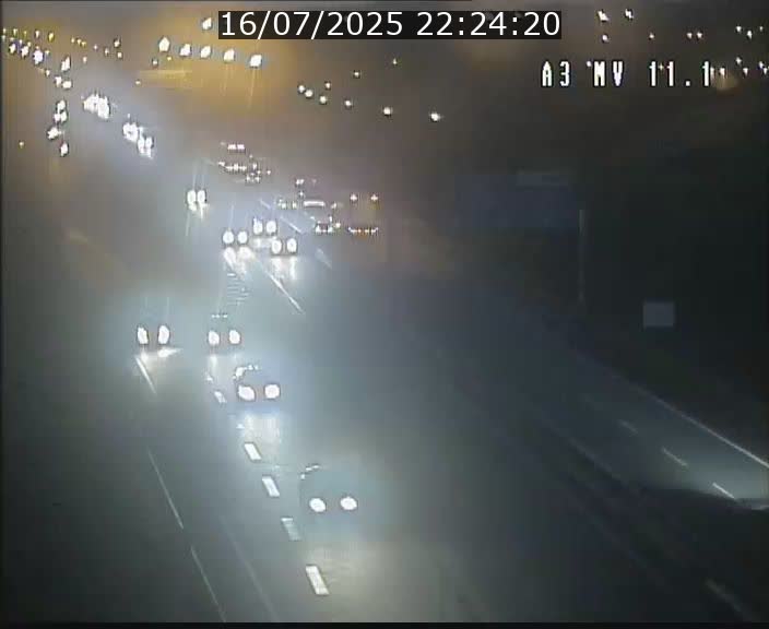 Traffic live webcam Luxembourg Croix de Bettembourg A3 - BK 11.1 - direction Luxembourg-ville