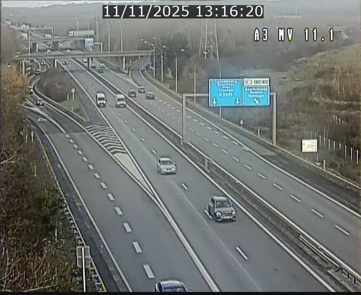 <h2>Traffic live webcam Luxembourg Croix de Bettembourg A3 - BK 11.1 - direction Luxembourg-ville</h2>