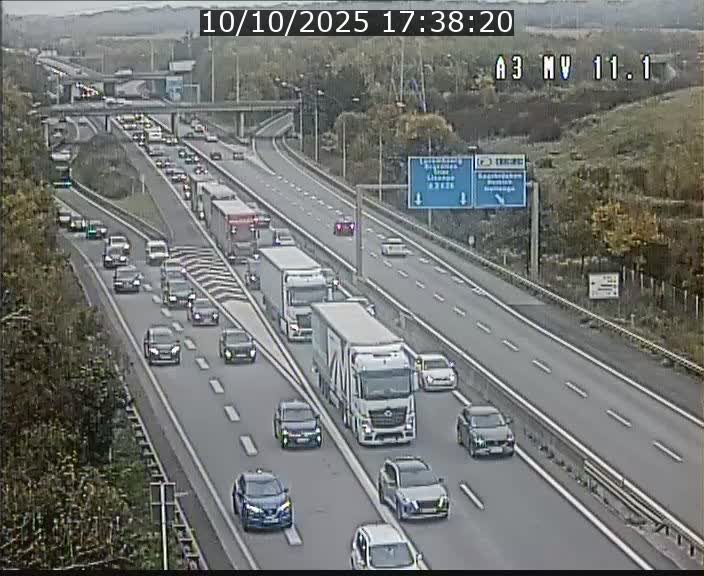 <h2>Traffic live webcam Luxembourg Croix de Bettembourg A3 - BK 11.1 - direction Luxembourg-ville</h2>