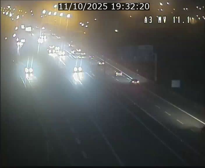 <h2>Traffic live webcam Luxembourg Croix de Bettembourg A3 - BK 11.1 - direction Luxembourg-ville</h2>