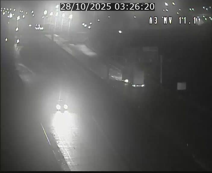 <h2>Traffic live webcam Luxembourg Croix de Bettembourg A3 - BK 11.1 - direction Luxembourg-ville</h2>