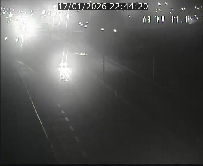 Traffic live webcam Luxembourg Croix de Bettembourg A3 - BK 11.1 - direction Luxembourg-ville