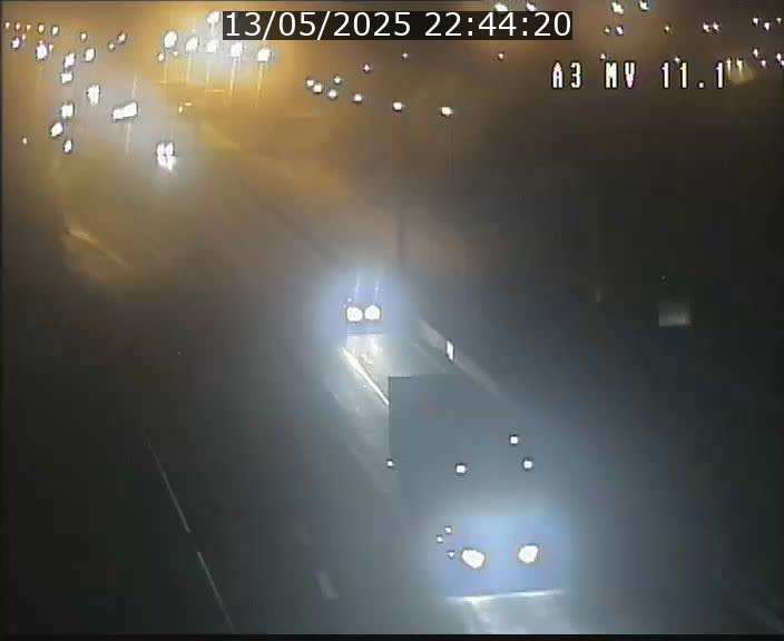<h2>Traffic live webcam Luxembourg Croix de Bettembourg A3 - BK 11.1 - direction Luxembourg-ville</h2>