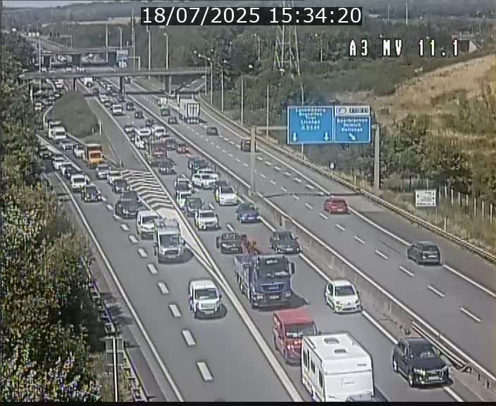 Traffic live webcam Luxembourg Croix de Bettembourg A3 - BK 11.1 - direction Luxembourg-ville