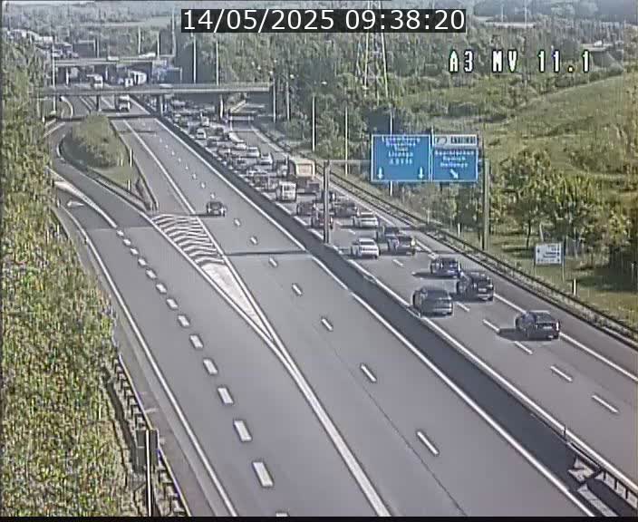 <h2>Traffic live webcam Luxembourg Croix de Bettembourg A3 - BK 11.1 - direction Luxembourg-ville</h2>
