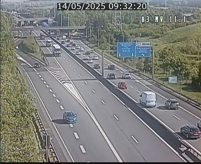<h2>Traffic live webcam Luxembourg Croix de Bettembourg A3 - BK 11.1 - direction Luxembourg-ville</h2>
