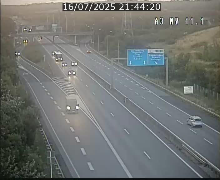 Traffic live webcam Luxembourg Croix de Bettembourg A3 - BK 11.1 - direction Luxembourg-ville