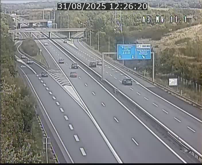 Traffic live webcam Luxembourg Croix de Bettembourg A3 - BK 11.1 - direction Luxembourg-ville